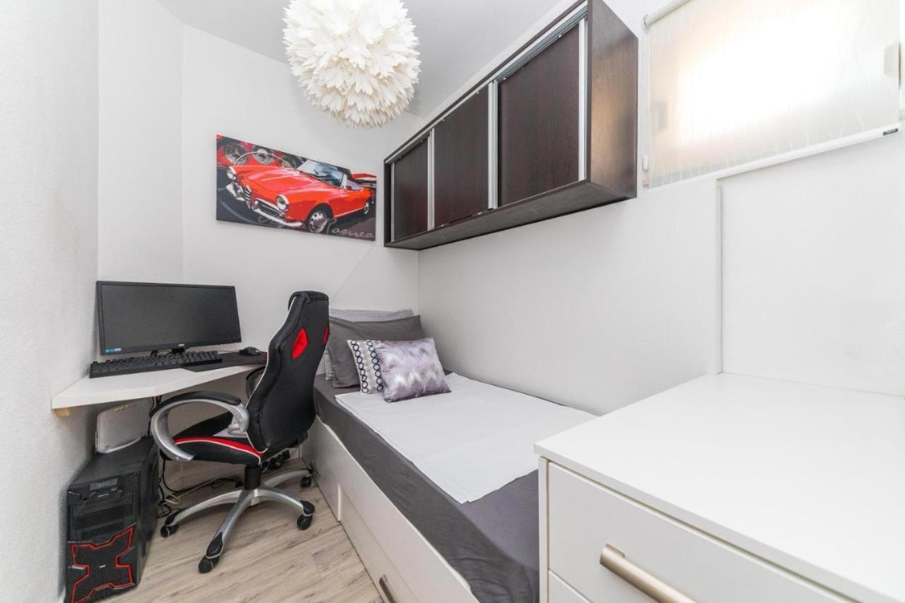 Ipm Apartments Kaštela エクステリア 写真